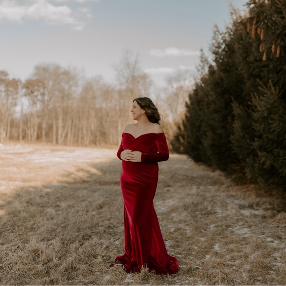 Off Shoulder Velvet Burgundy Maternity Dress - Picture 2 of 4